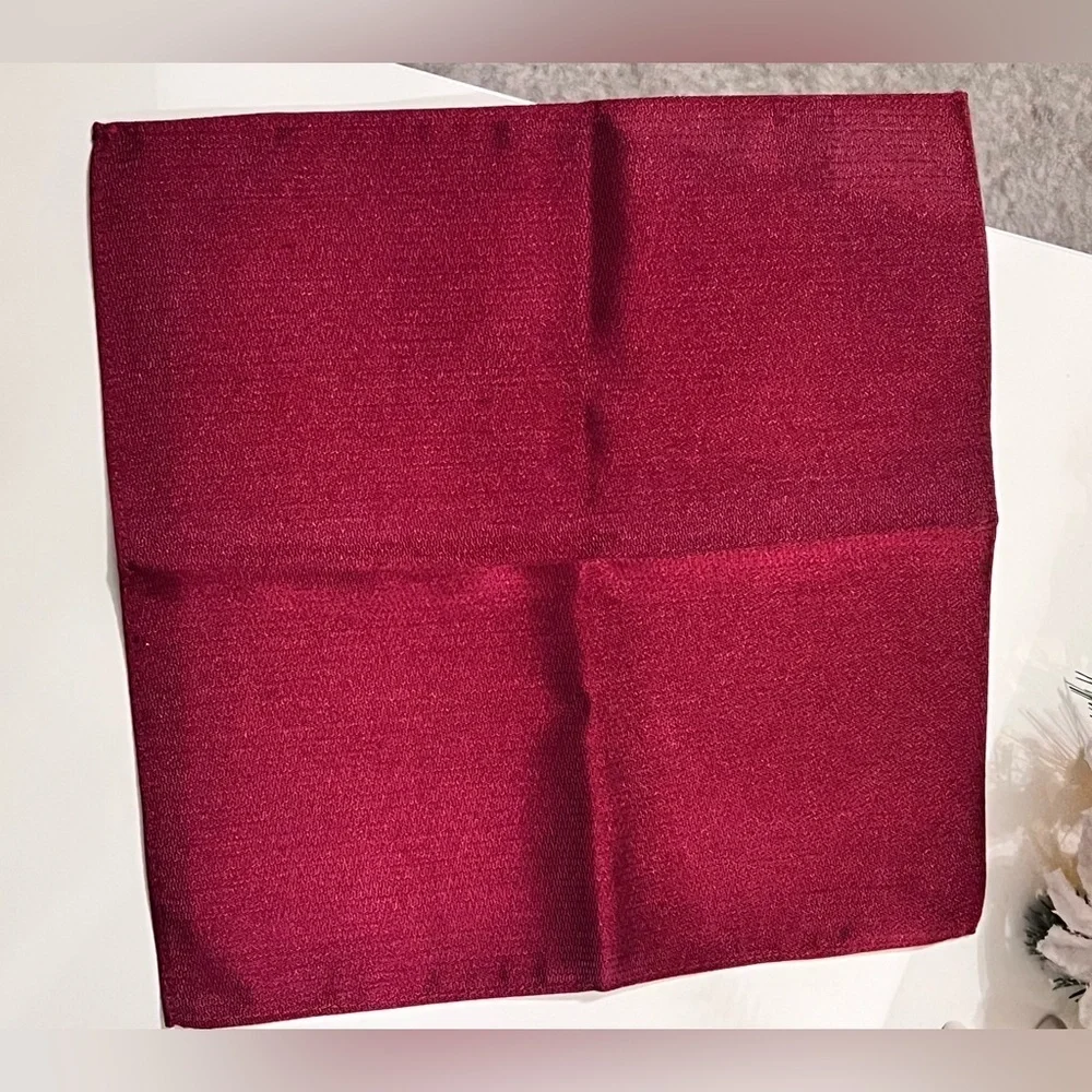 Elegant Burgundy Wine Bow Tie and Pocket Square Set